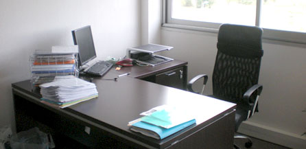 Bureau 1 poste 12m2 1 poste 12 m2